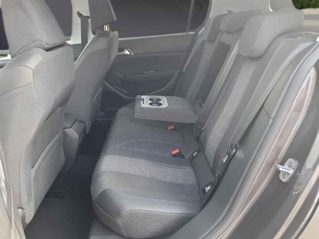 Peugeot 308 - Photo 8