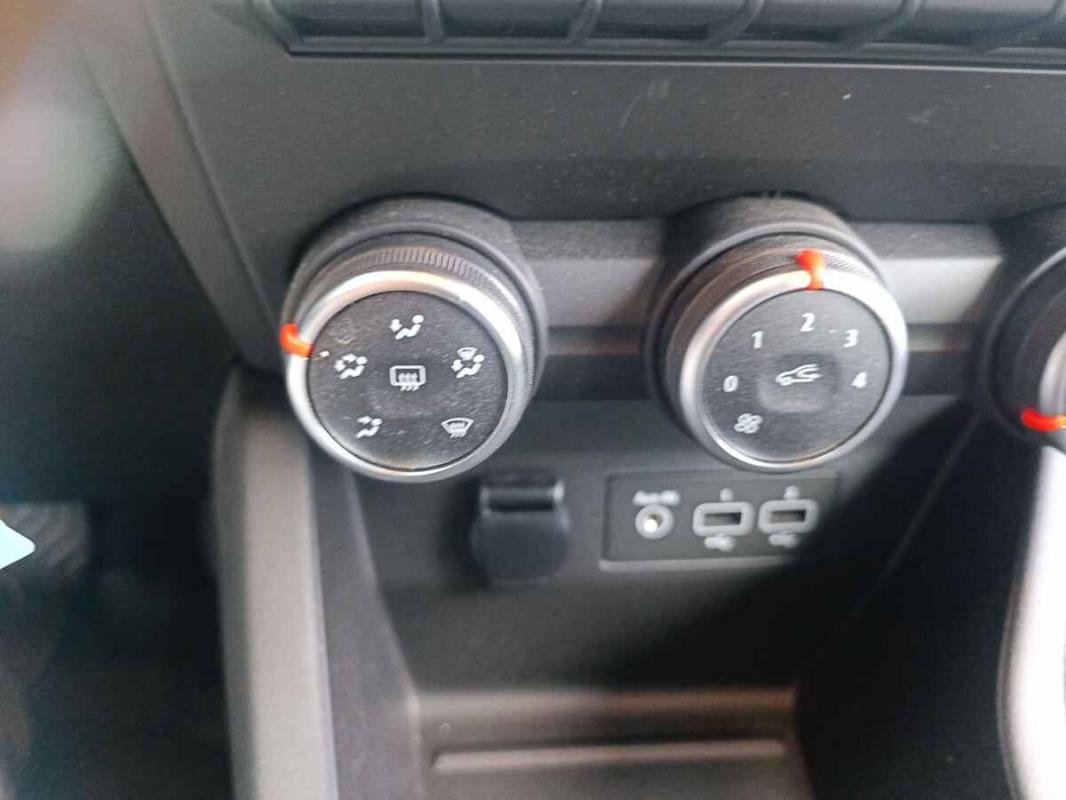 Renault Clio - Photo 13