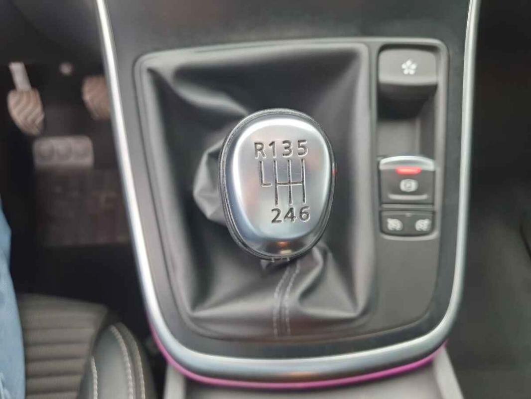 Renault Grand Scénic - Photo 18