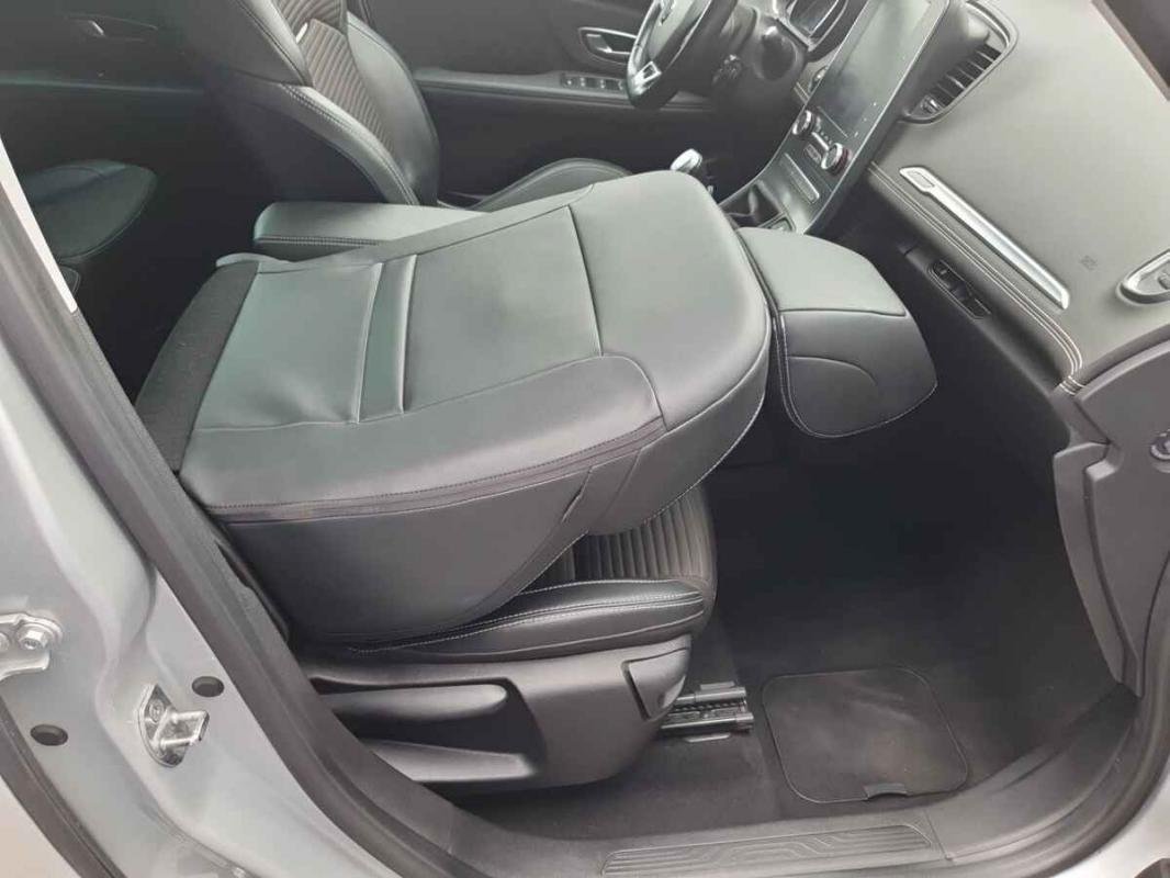 Renault Grand Scénic - Photo 26
