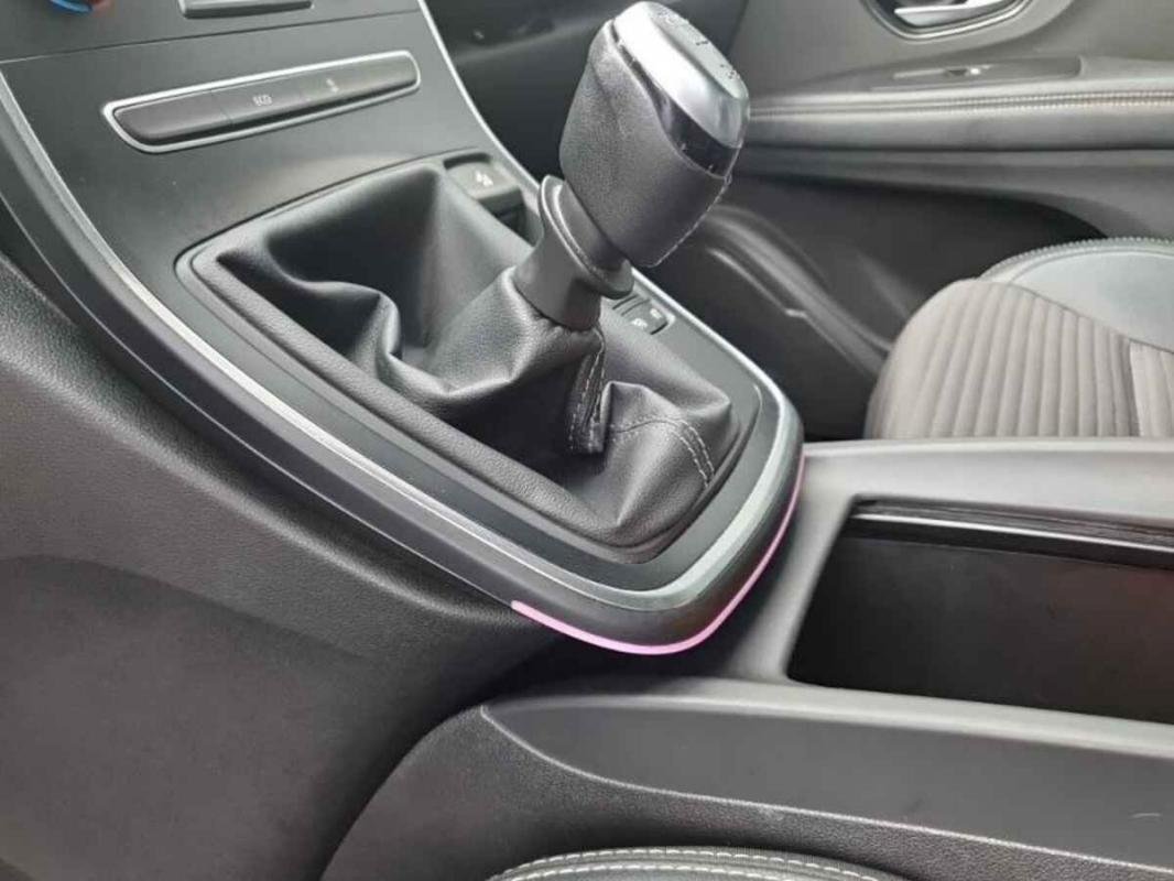 Renault Grand Scénic - Photo 20