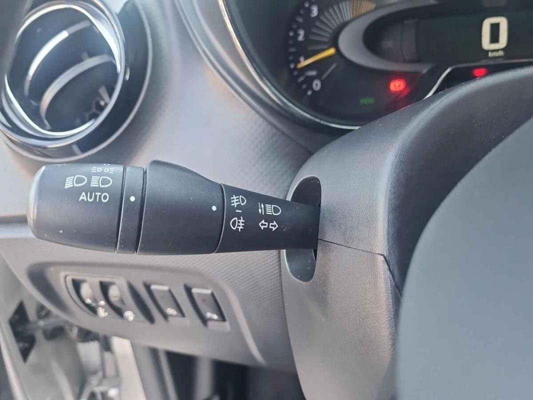 Renault Captur - Photo 17