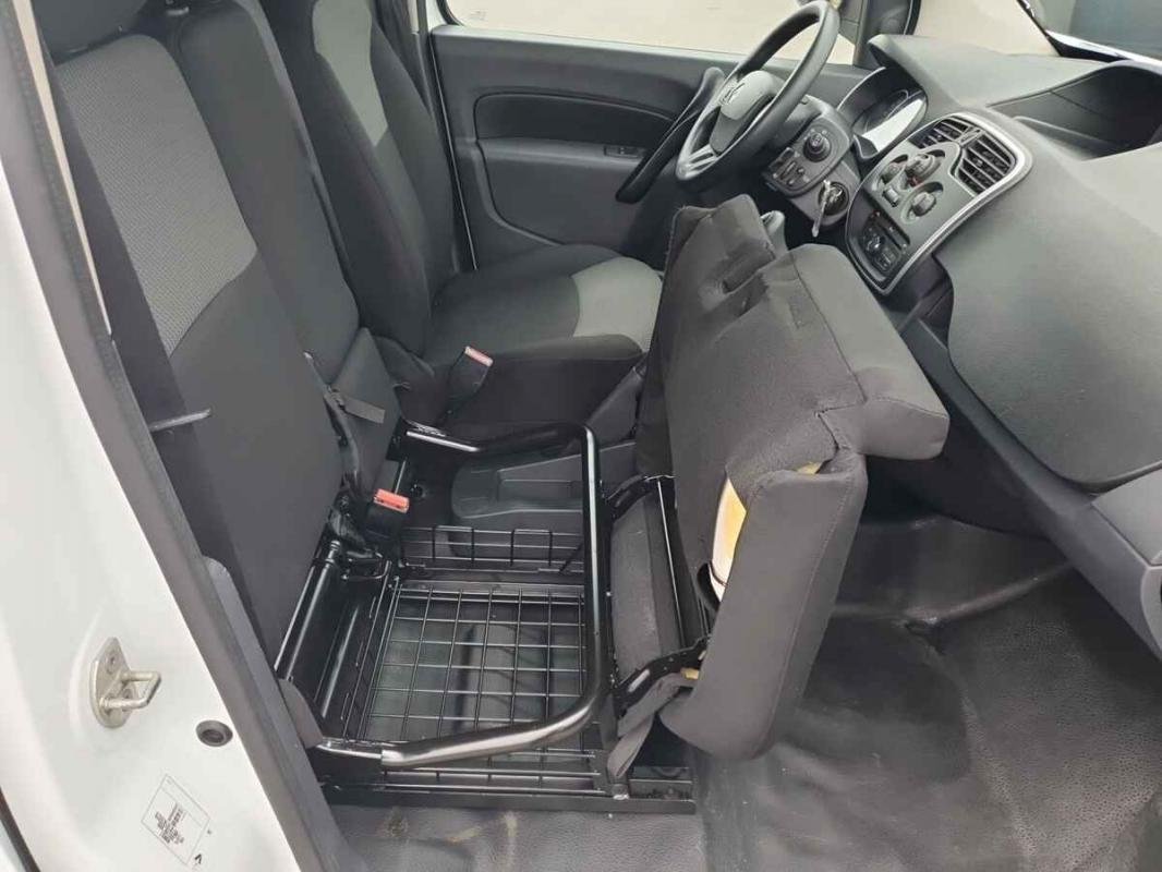 Renault Kangoo Express - Photo 23