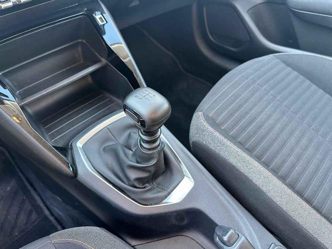 Peugeot 208 - Photo 13
