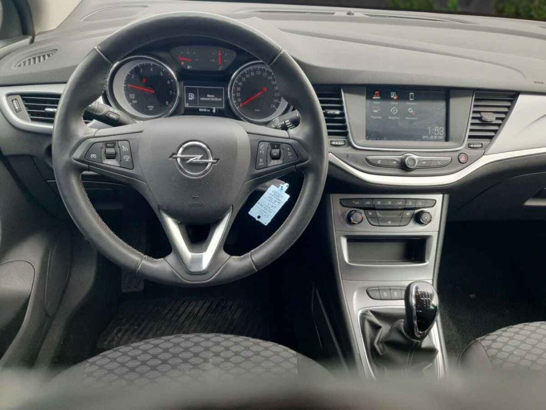 Opel Astra - Photo 9