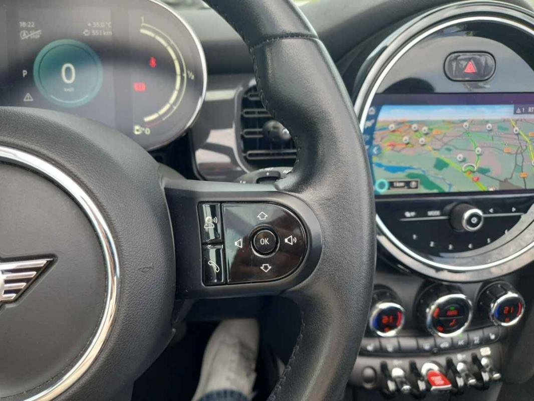 Mini Cabrio - Photo 14