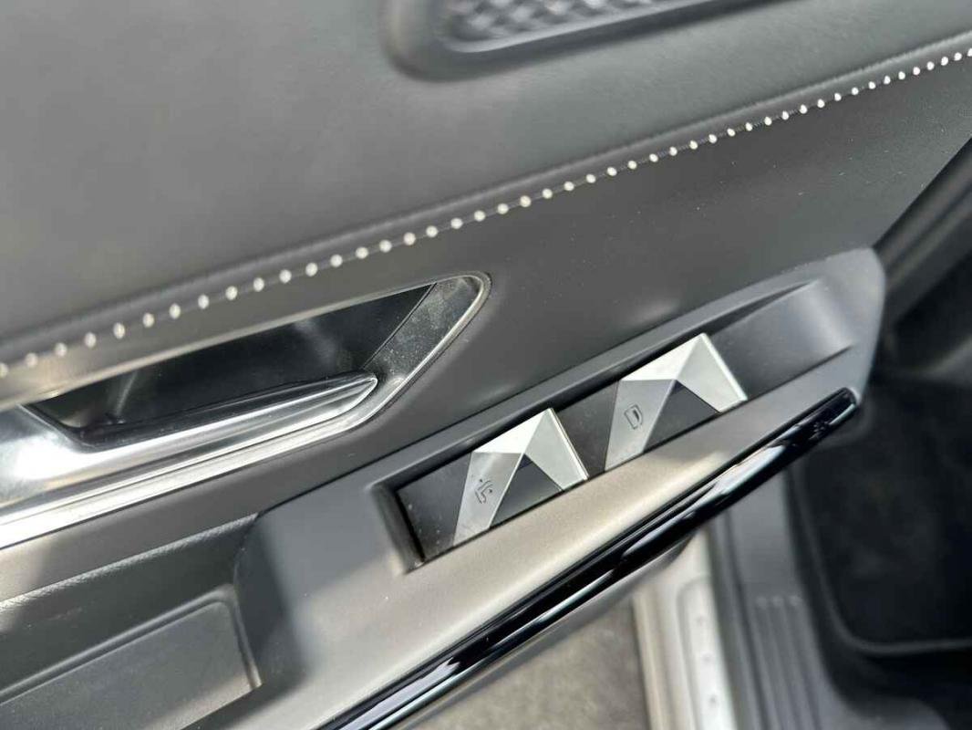 DS DS 7 Crossback - Photo 28