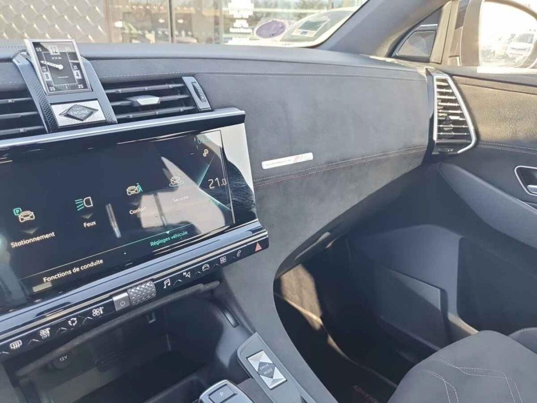 DS DS 7 Crossback - Photo 24