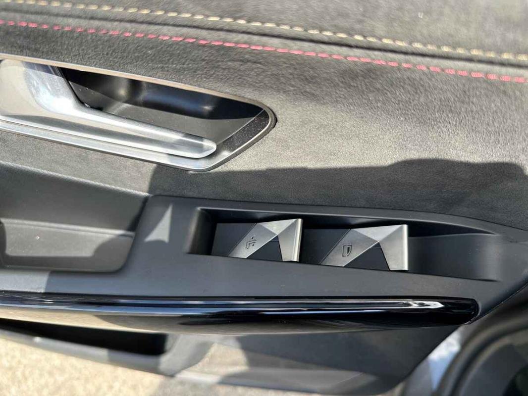 DS DS 7 Crossback - Photo 28