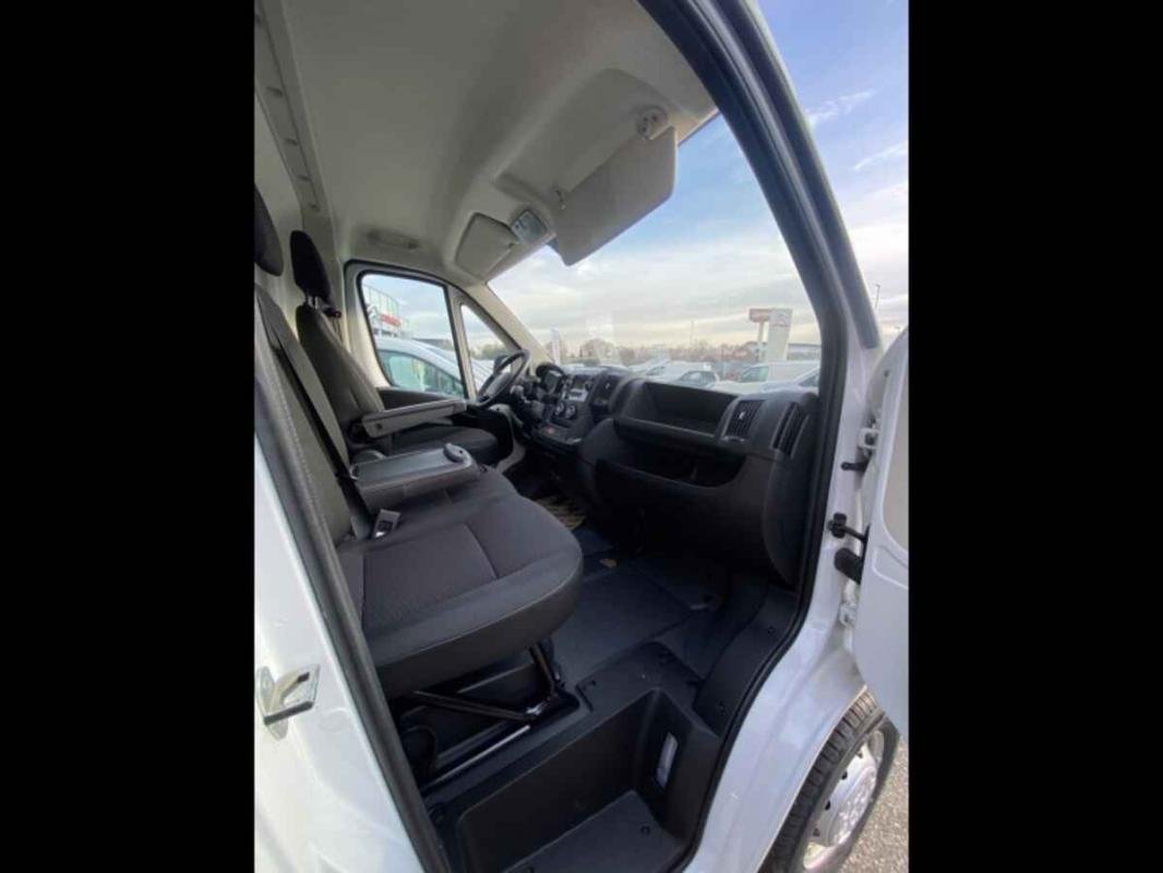 Opel Movano - Photo 12
