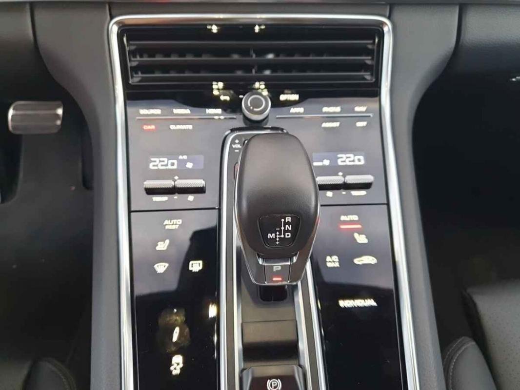 Porsche Panamera - Photo 16
