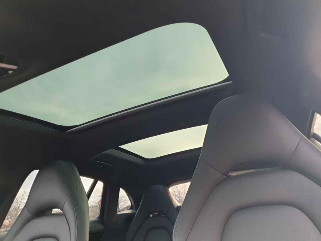 Porsche Panamera - Photo 17