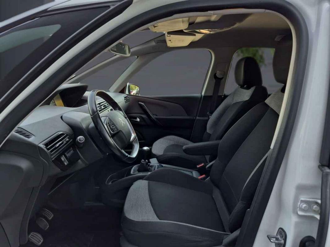 Citroën C4 Picasso - Photo 6