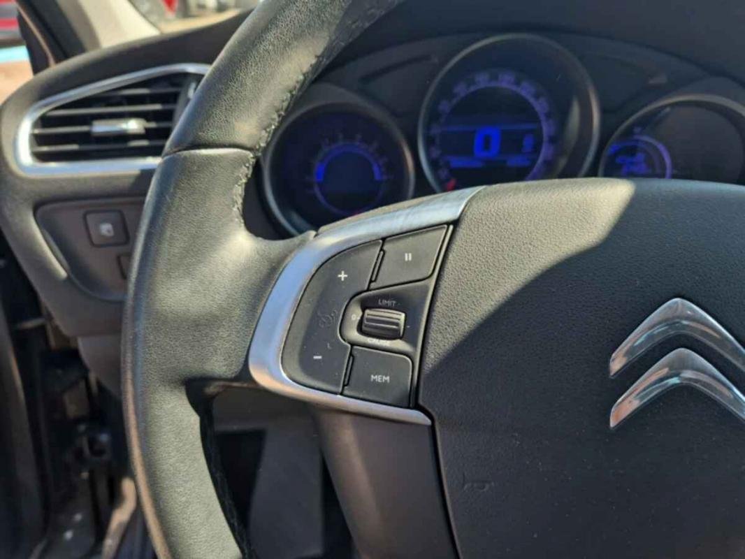 Citroën C4 - Photo 11