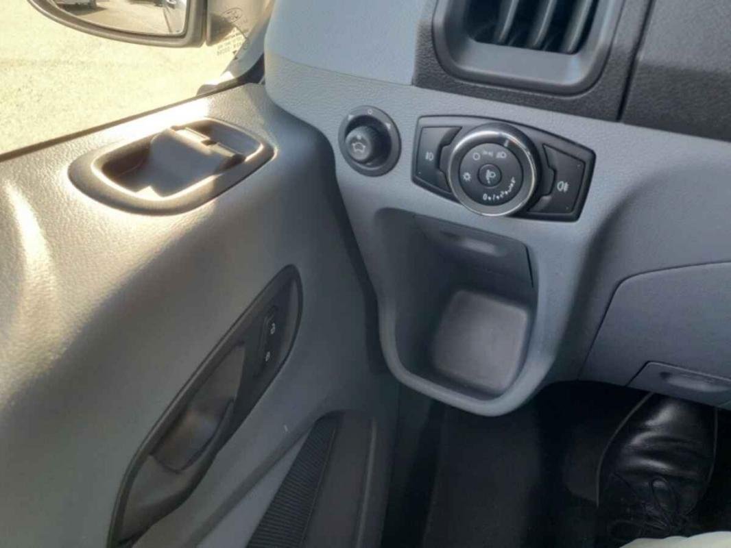 Ford Transit - Photo 13