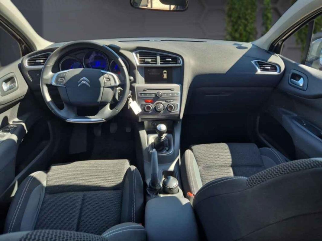 Citroën C4 - Photo 8