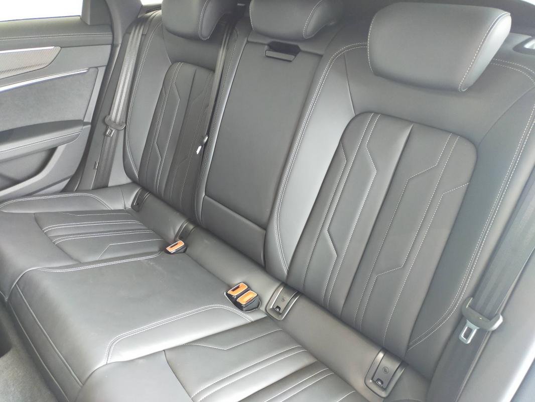 Audi A6 Avant - Photo 9