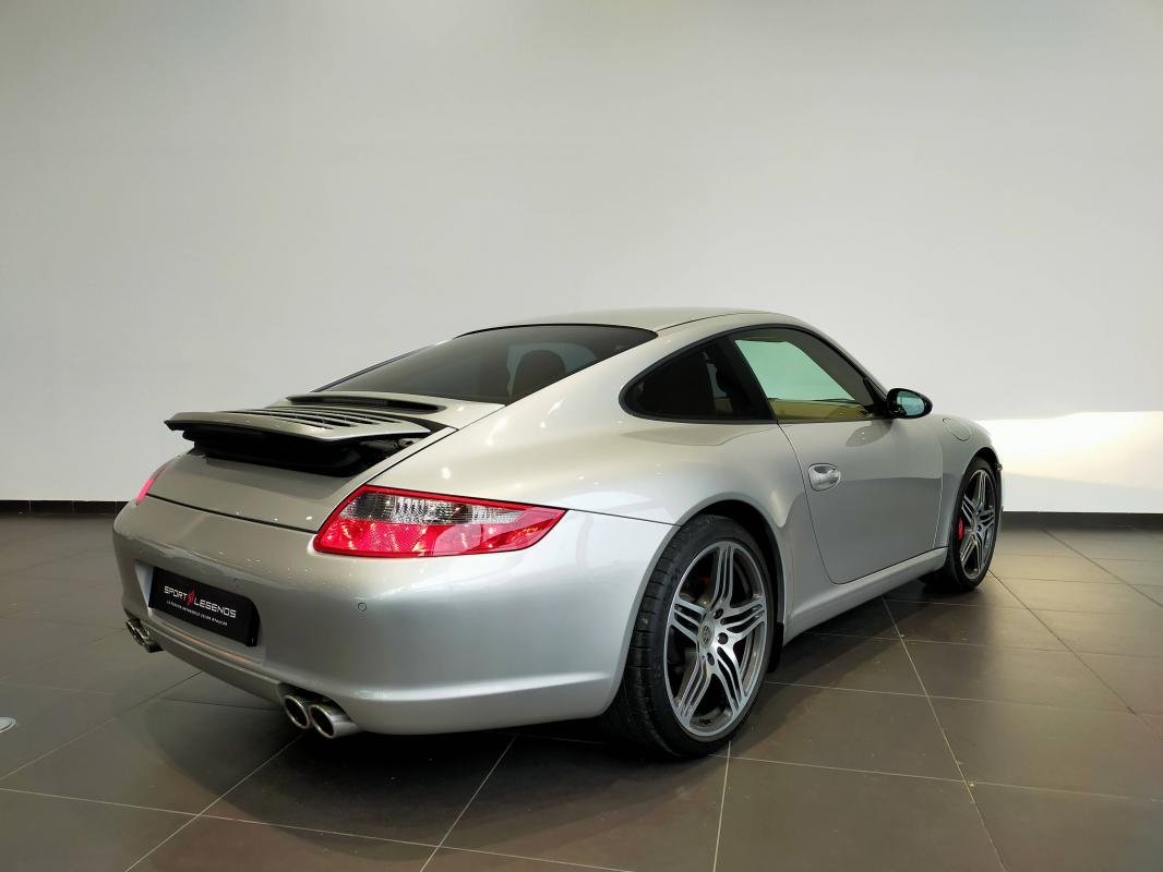Porsche 911 - Photo 3
