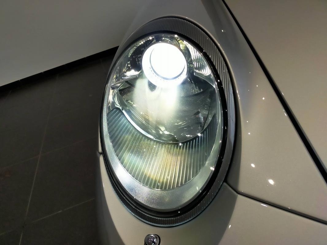 Porsche 911 - Photo 33