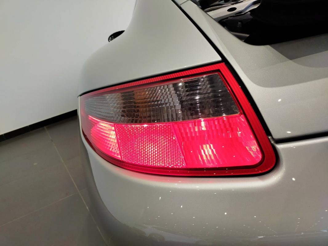 Porsche 911 - Photo 34