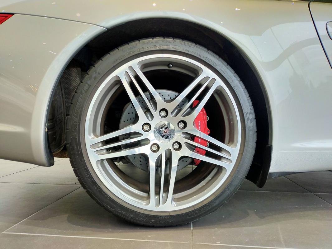 Porsche 911 - Photo 36