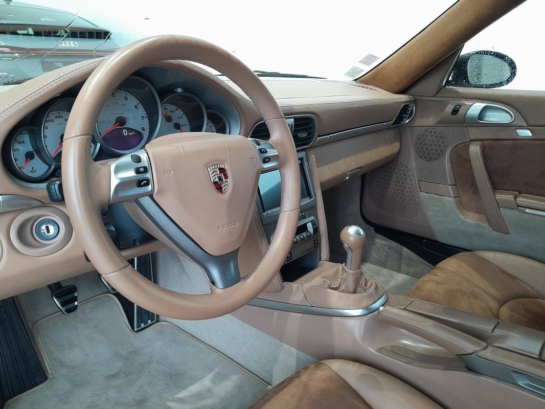 Porsche 911 - Photo 38