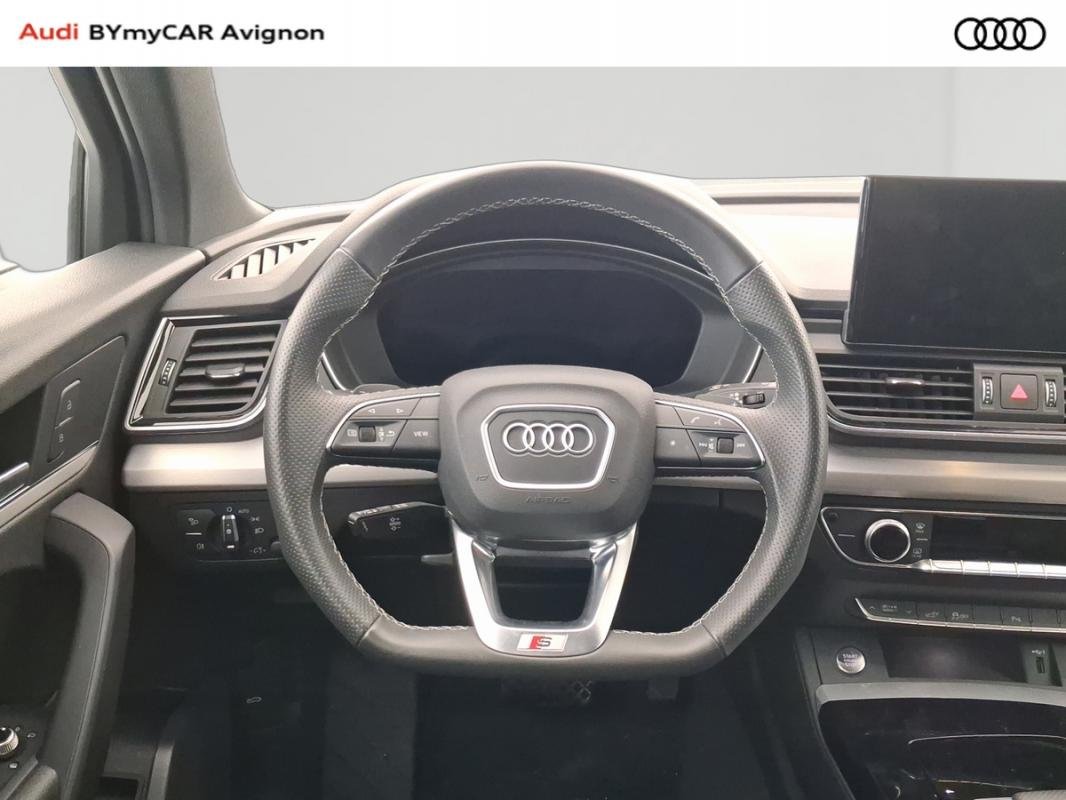Audi Q5 - Photo 13