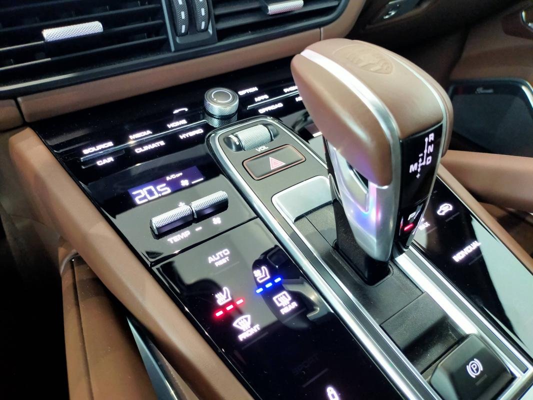 Porsche Cayenne Coupé - Photo 29