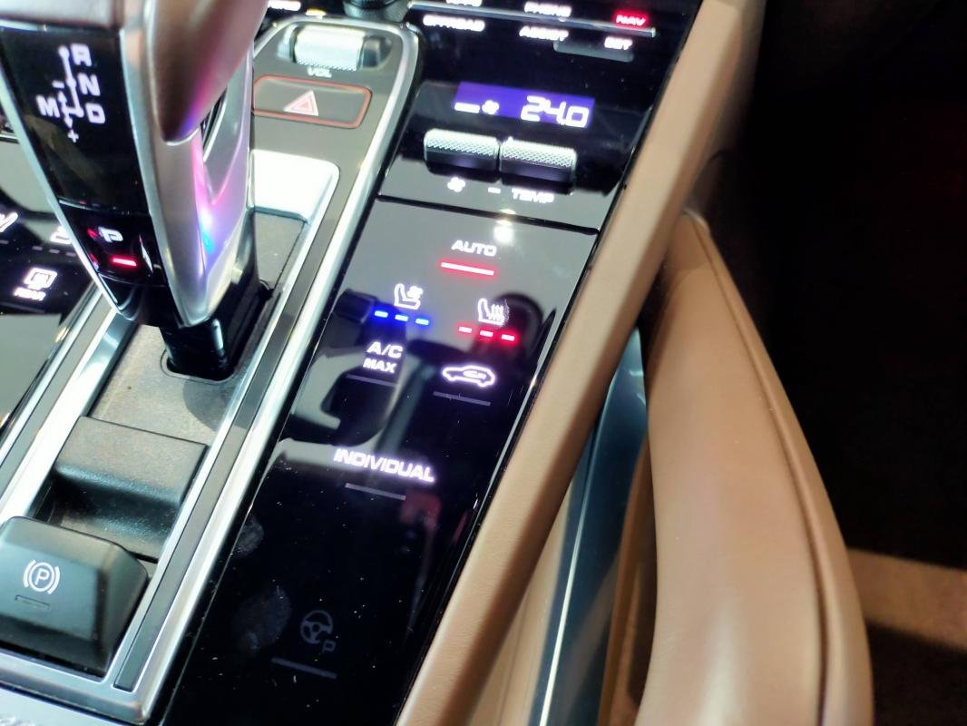 Porsche Cayenne Coupé - Photo 31