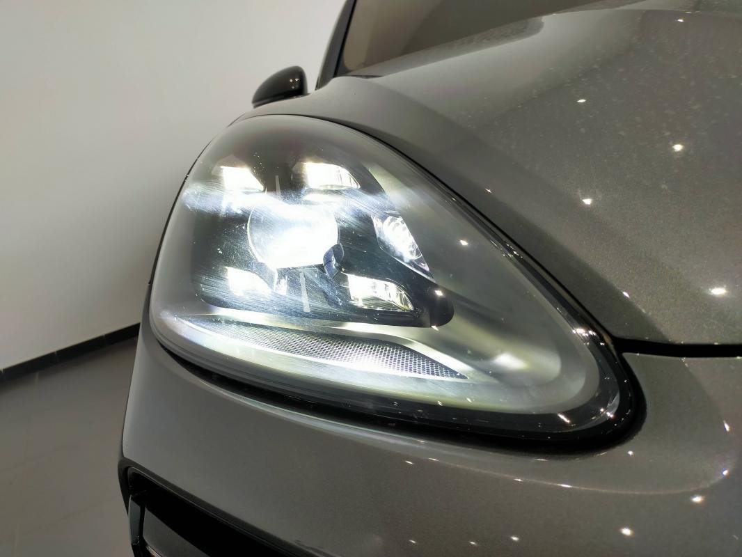 Porsche Cayenne Coupé - Photo 38