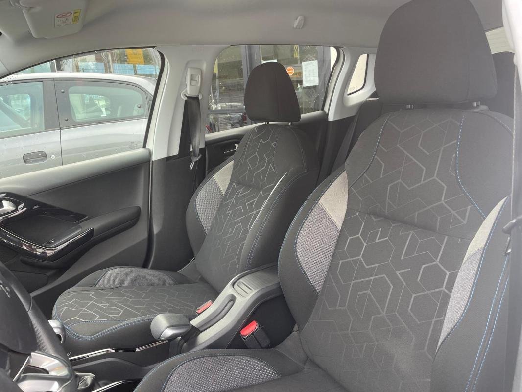 Peugeot 2008 - Photo 14