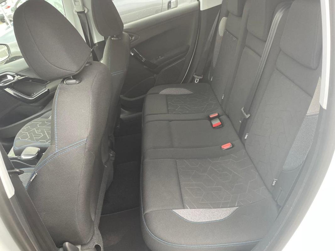Peugeot 2008 - Photo 15
