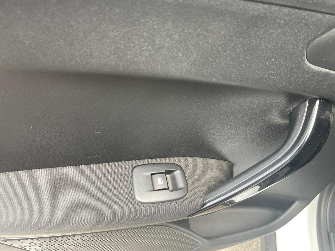 Peugeot 2008 - Photo 16