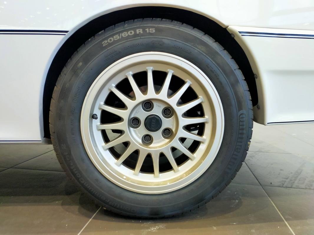 Audi Coupé - Photo 14