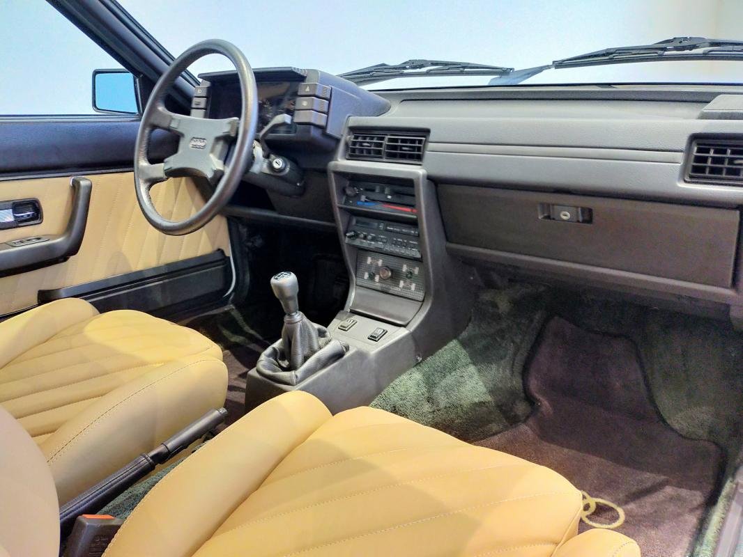 Audi Coupé - Photo 34
