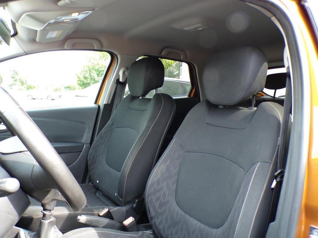 Renault Captur - Photo 11