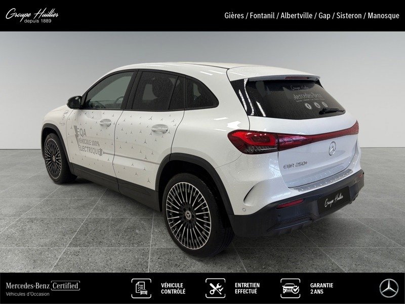 Mercedes EQA - Photo 3