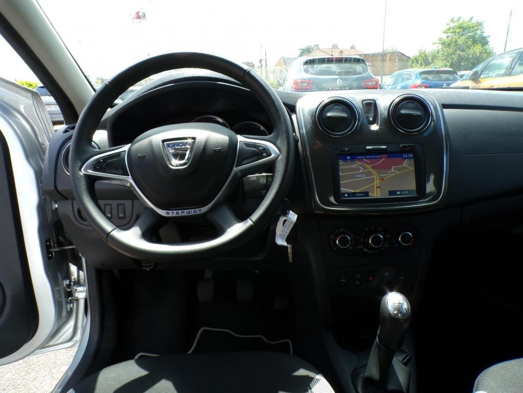 Dacia Sandero - Photo 11