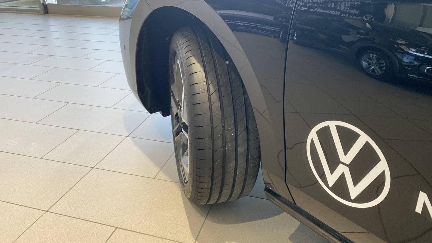 Volkswagen Passat - Photo 14