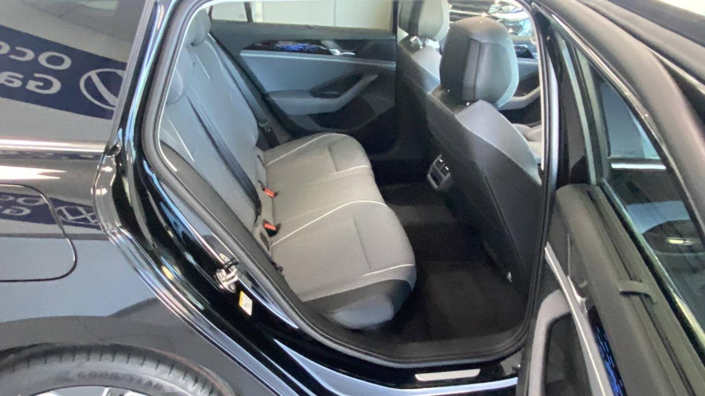 Volkswagen Passat - Photo 10