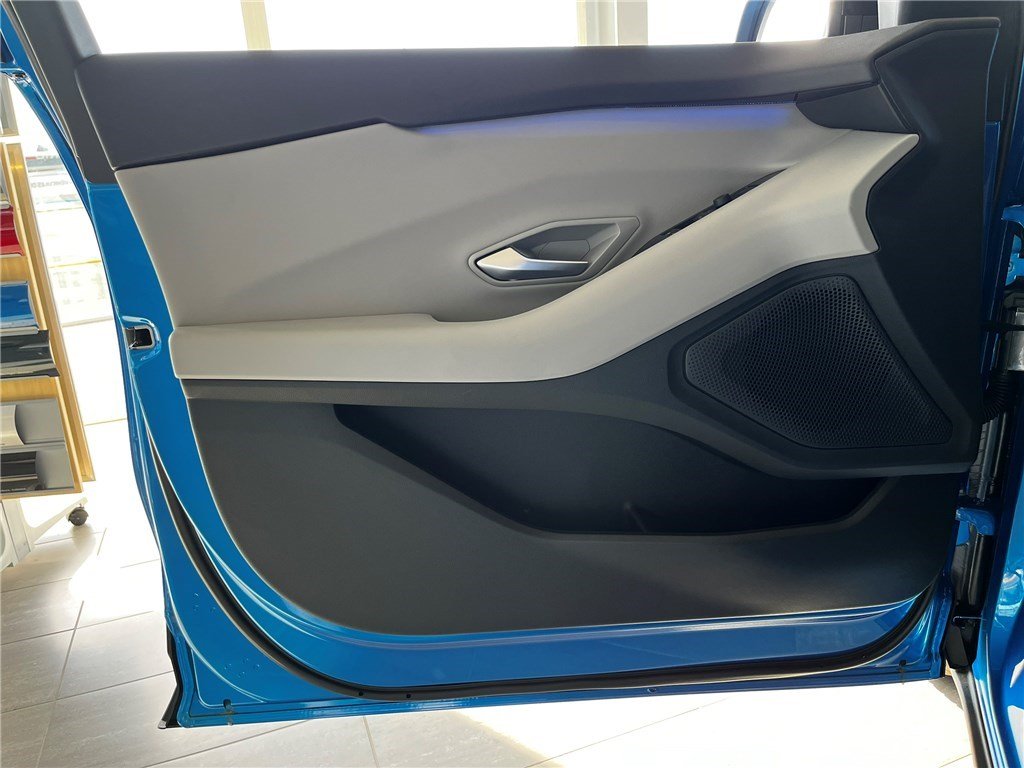 Ford Explorer - Photo 16
