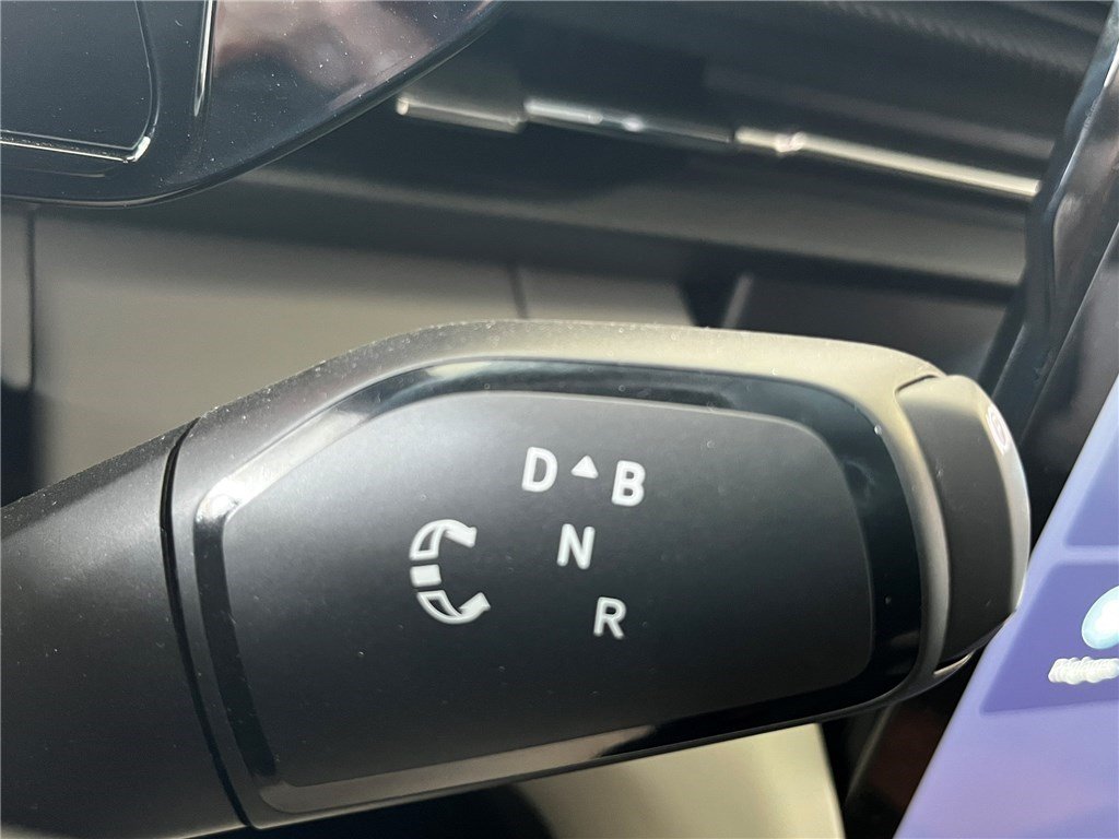 Ford Explorer - Photo 24