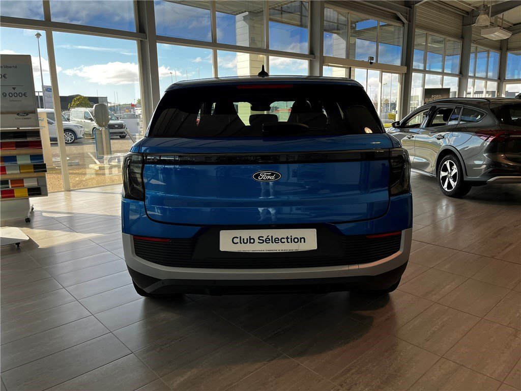 Ford Explorer - Photo 6