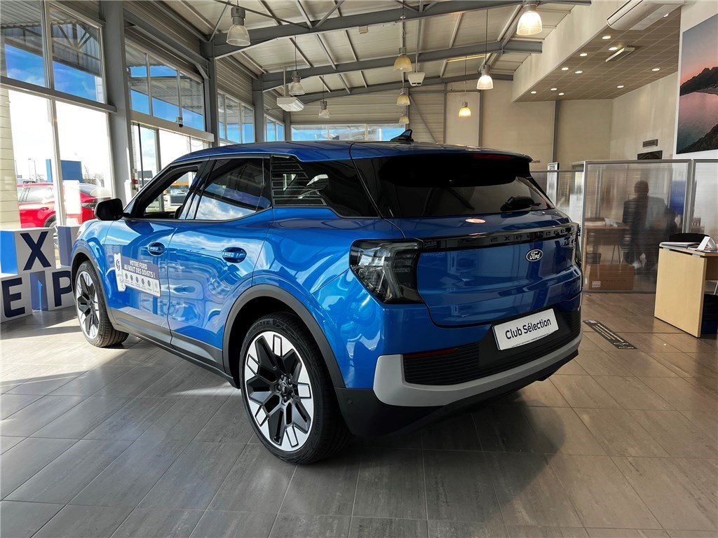 Ford Explorer - Photo 7