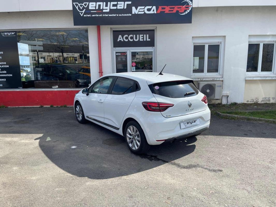 Renault Clio - Photo 4