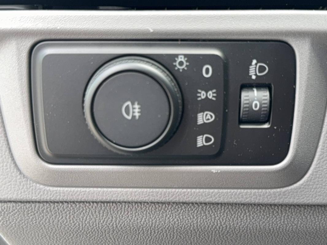 Volkswagen Transporter - Photo 21