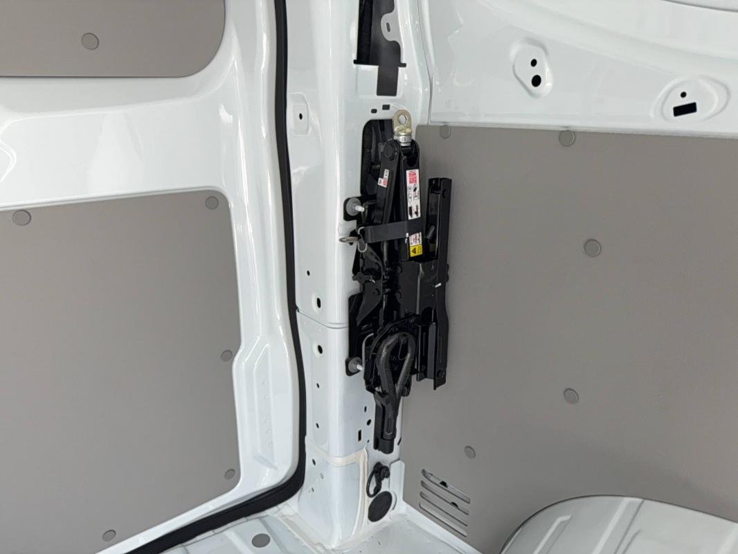 Volkswagen Transporter - Photo 10