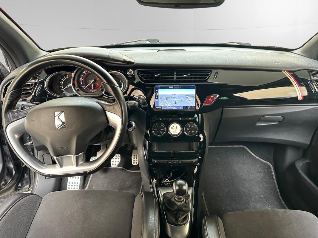 DS DS 3 - Photo 9