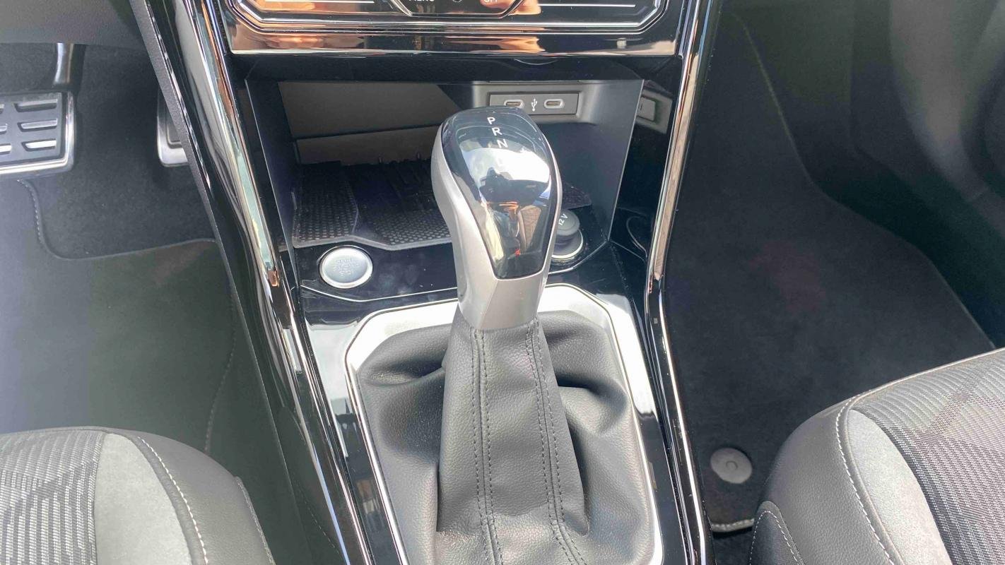 Volkswagen T-Roc - Photo 28