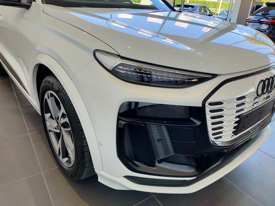 Audi q6 e-tron - Photo 9